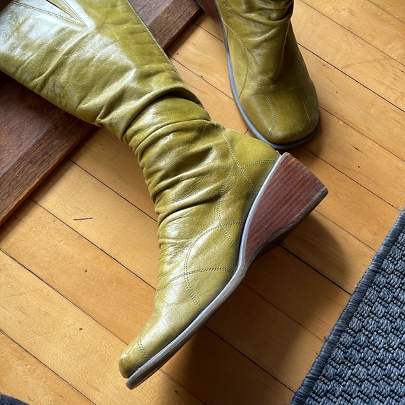 Miz Moos Green Leather Casablanca size 39 calf height boots - Picture 9 of 16